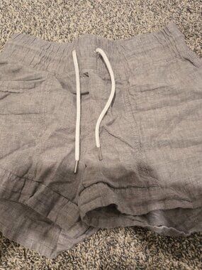 Athleta Cabo Linen 4" Shorts Gray 2